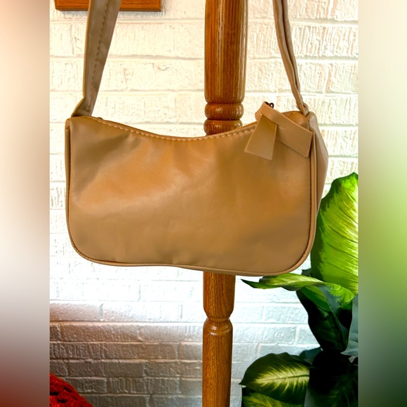 Y2K Mini - Picture 3 of 3